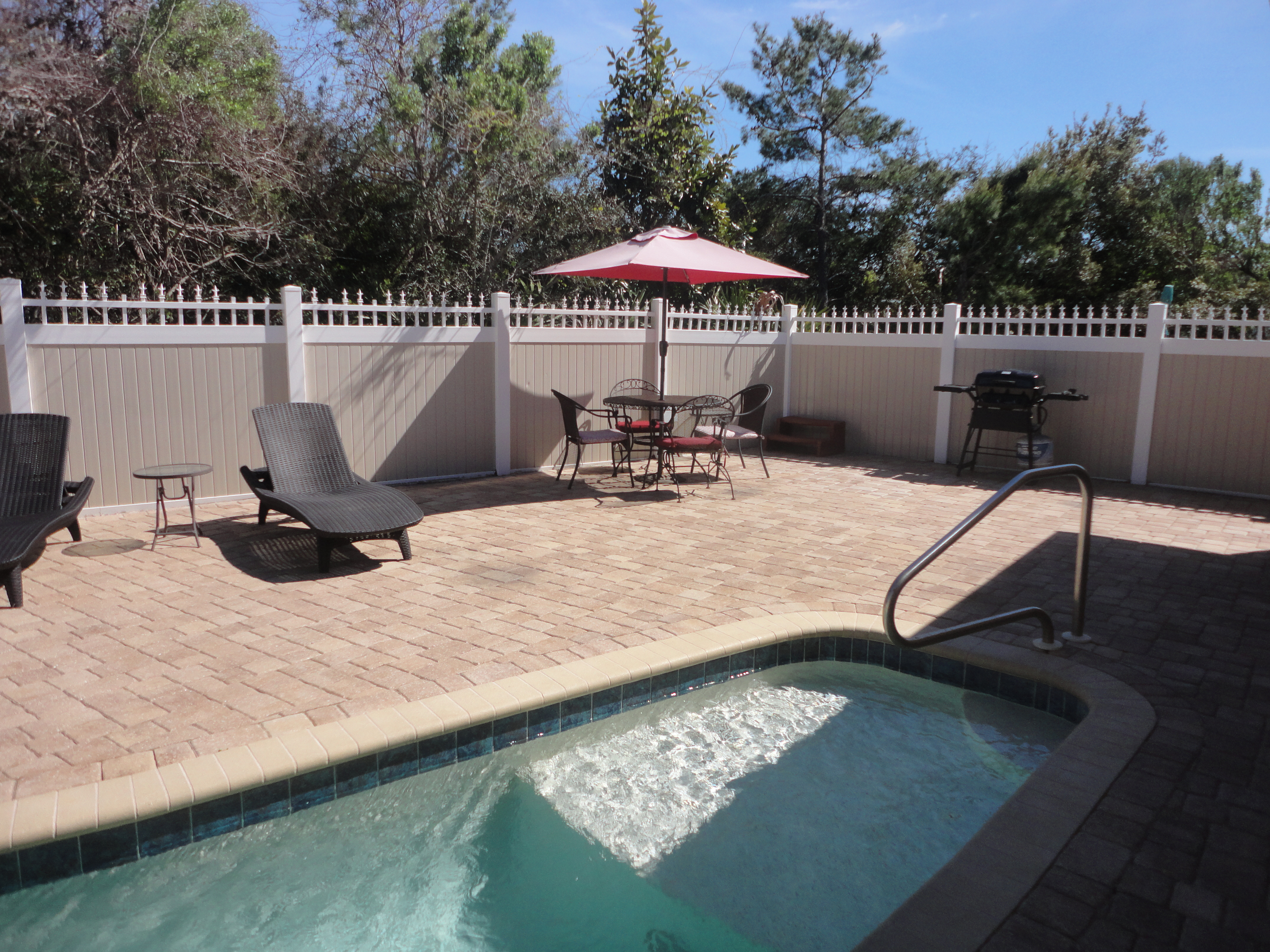 Private pool
